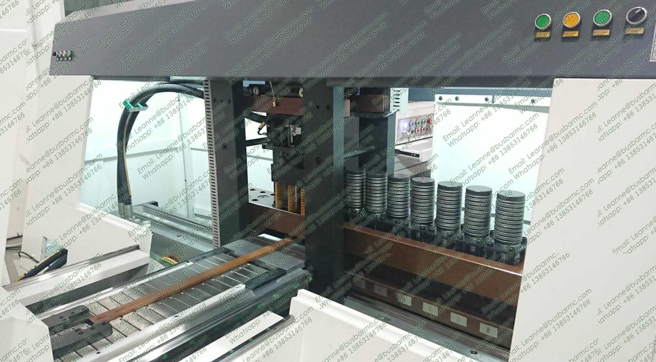 Usine de machine de poinçonnage de barres CNC