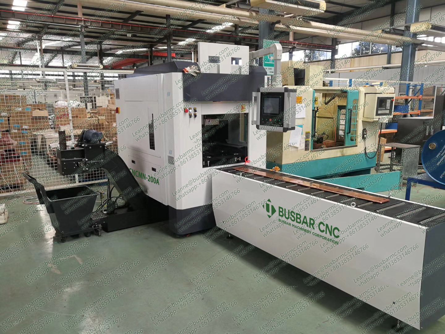 Machine à arrondir les chants de barres